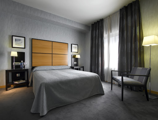 Macia Plaza en Granada